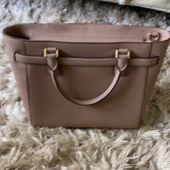 Michael Kors Hamilton Satchel in Pink - Picture 4 of 12